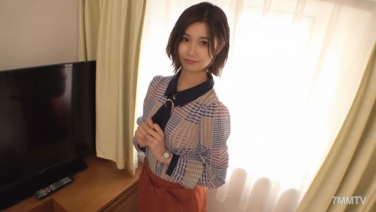 SIRO-4126 【初撮り】【美脚フェチ必見!!】【また逝っちゃうッッ!】ミニスカートから伸びる真っ白美脚。明るい性格の彼女だが、感度が上がっていくと美顔を歪め.. ネットでAV応募→AV体験撮影 1229