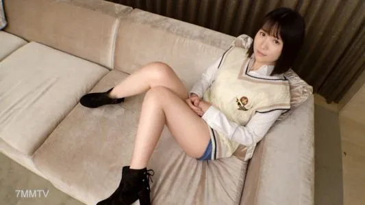 SIRO-4912 [First Shot] A Neat And Clean Bitch Who Betrays A Graceful And Serious Atmosphere! ？ A Neat Mask Collapses And Falls Into A Fierce Piston! Applicant Amateur, First AV Shooting 287
