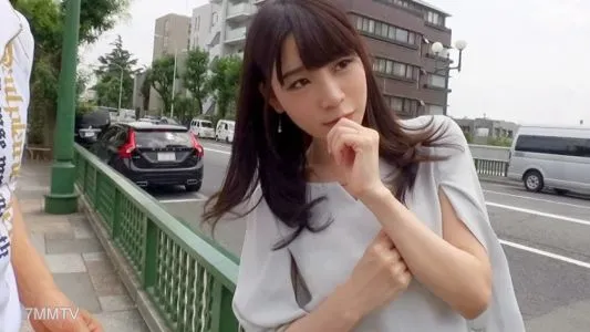 300MIUM-280 【素人妻、生中ナンパ!】ひたすら生!溜めた性欲爆発!清楚から淫乱へ⇒天性の感度で連続イキ!真正リアルなゴム無し中出しセックス!