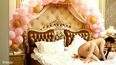 【緑帽子妻❤️セックスマニア】寝取られ夫と友人ホテル乱交3P妻、女子校生の制服着てパイズリがもっと面白く、友人に騎乗位J8騎乗位ファック、騎乗位でチンコを包み込む HD 720P版