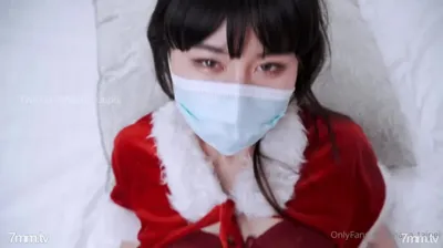【Need Goddess ❤️Sex Outflow】Baihu 유명 인터넷 연예인 "나나"크리스마스 여신의 섹스 선물 백호의 부드러운 보지 섹스 캐주얼 하이힐 블랙 실크 버스트 정액