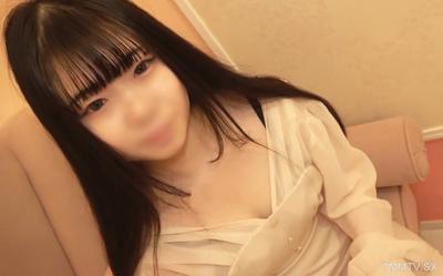 fc2-ppv 4712596 【黒髪×童顔】中目黒の立ち飲み屋で出会った低身長150cmの美〇女♡ 抱き心地120点のもちもちボディをた~っぷり堪能し生中出し!
