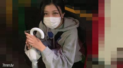 fc2-ppv 3107006 【無修正】18歳の初撮り！人生初中出し！深夜の繁華街で終電逃し途方に暮れる地方娘を保護して無許可種付け♡ FC2-PPV-3107006