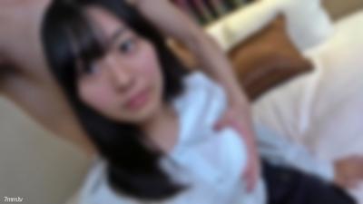 fc2-ppv 3133751 名牌私立女子學校的學生。壓倒性的透明女學生一邊感受到不道德感和罪惡感,一邊瞬間爆發,連續大量射出陰道內精液。一個超級有價值的私人性愛視頻,我多次要求拍攝。 {
