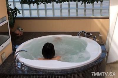 fc2-ppv 3158948 ※初回限定2930pt→930pt【夫妻・ハメ撮り】旦那から投稿がありました。本妻との妊活記念動画らしく昼間から交尾をする夫婦の動画です。 {