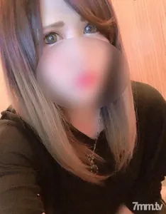 fc2-ppv 1258879 【顔出し・NTR】生ハメされながら電話『タクヤごめん、こっちの方が気持ち良い♥』パイパンに無許可中出し【個撮・無修正】特典有
