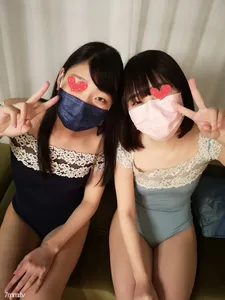 fc2-ppv 2214167 [未經審查] 快樂在第一個 3P 中醒來! 不尋常的雙向熱性 Mari (21 歲) & Rie (20 歲) {