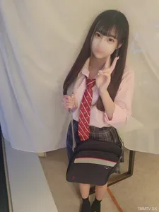 FC2-PPV 3096422 【無】【初撮影】完全顔出し!衝撃の転校生現れました!***の未発達な身体へ向けて無責任***中出し【坂道系】 {